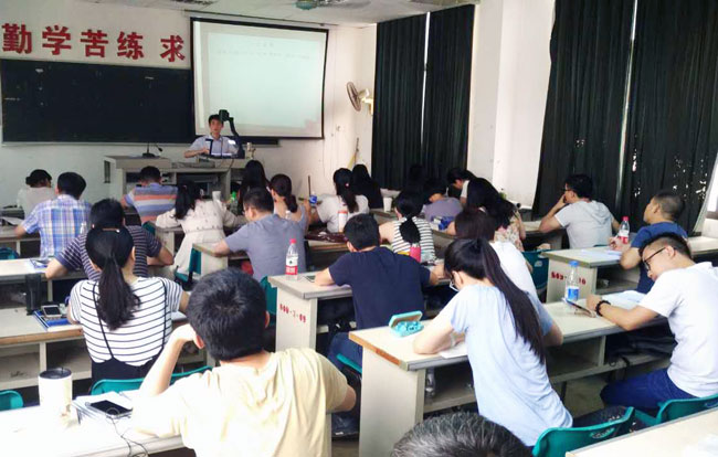 MBA前進道路上，充滿成就與幸福——記雄松華章系統(tǒng)強化段開班